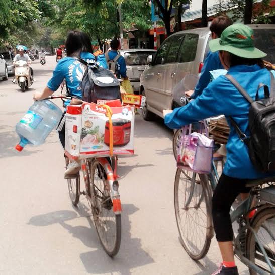 Thu[-]gom[-]ve[-]chai[-]đến[-]chương[-]trình[-]“Đào[-]xá[-]–hành[-]trình[-]chia[-]sẻ”